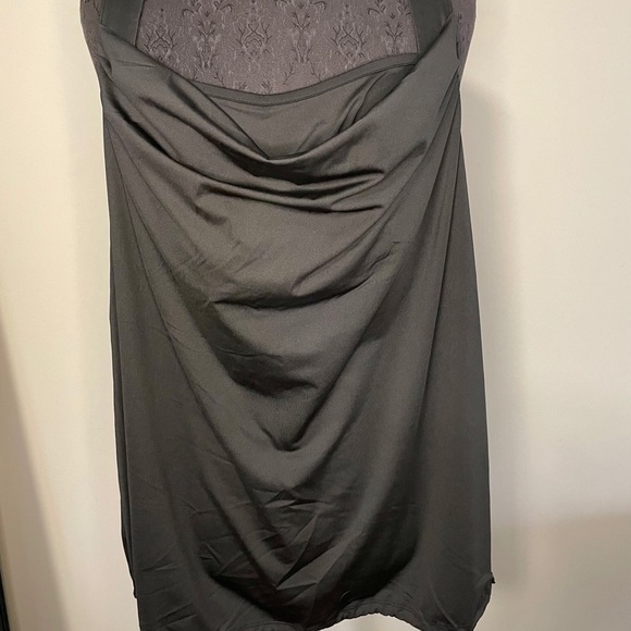 Gap Body Fit black tank top XL NWT! - Picture 2 of 6